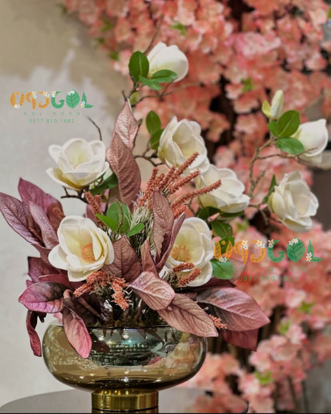 گلدان شیشه ای رومیزی لب فلزی کد 38 کوچک