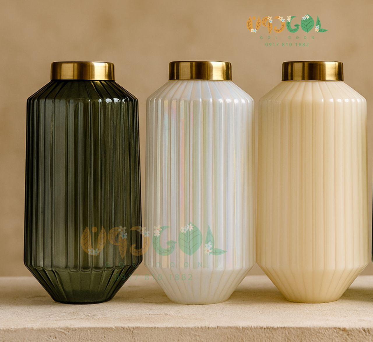 گلدان شیشه رومیزی طرح خطی کد 13